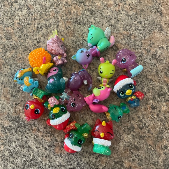 Hatchimals Lot Including Christmas ones - Picture 4 of 4
